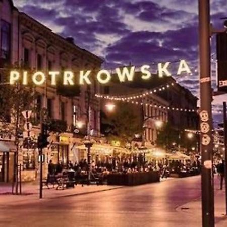 P-122 Piotrkowska Apartment. Лодз Екстериор снимка