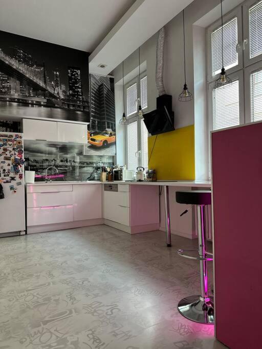 P-122 Piotrkowska Apartment. Лодз Екстериор снимка
